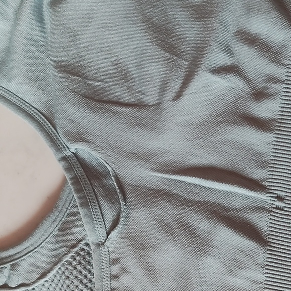 Velocity Women's Training Sports Bra Gym Wear, Active Wear, Athletic Wear. - Picture 6 of 6